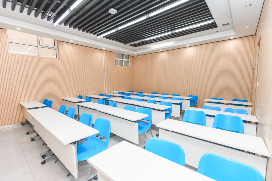 e2276527e21247c48bb237233d14bcd3.jpg e2276527e21247c48bb237233d14bcd3.jpg